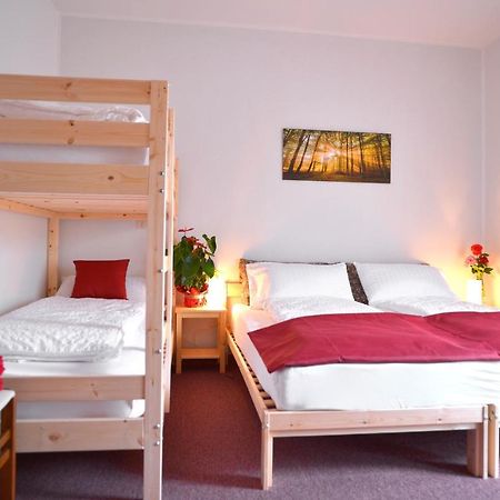 Piccolo Orso Bruno Bed & Breakfast Cavareno Bagian luar foto