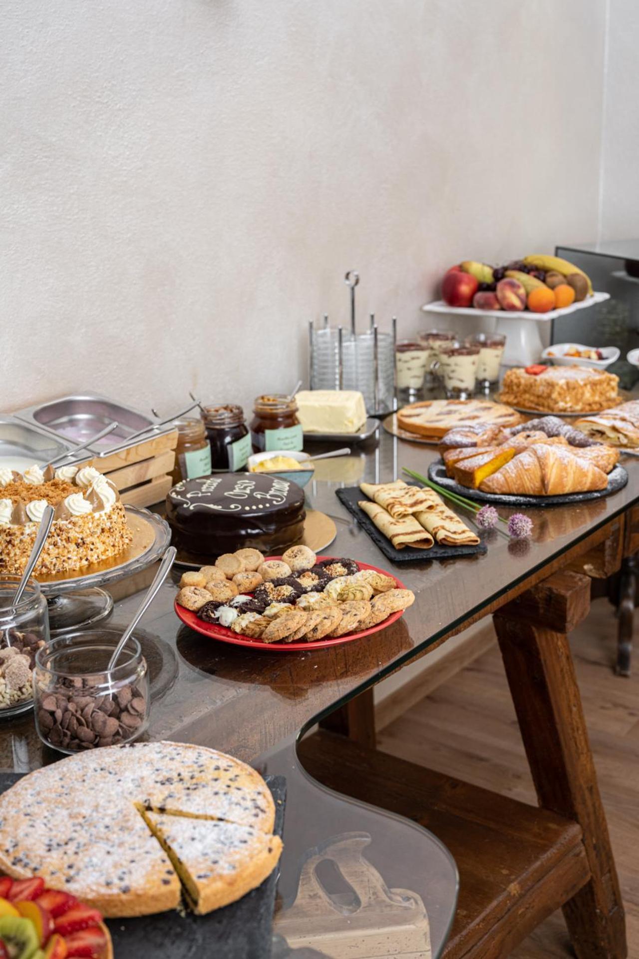 Piccolo Orso Bruno Bed & Breakfast Cavareno Bagian luar foto