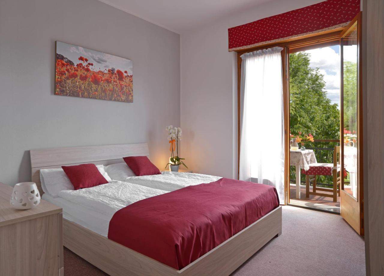 Piccolo Orso Bruno Bed & Breakfast Cavareno Bagian luar foto